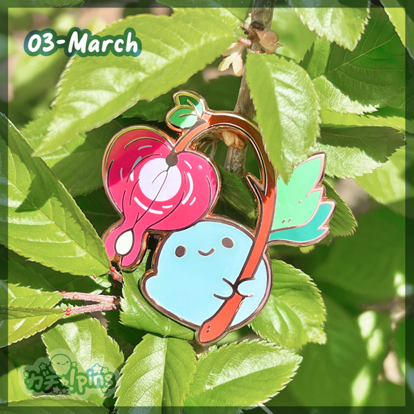 Season's Spirits Pin