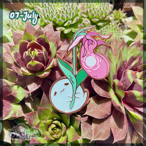 Season's Spirits Pin